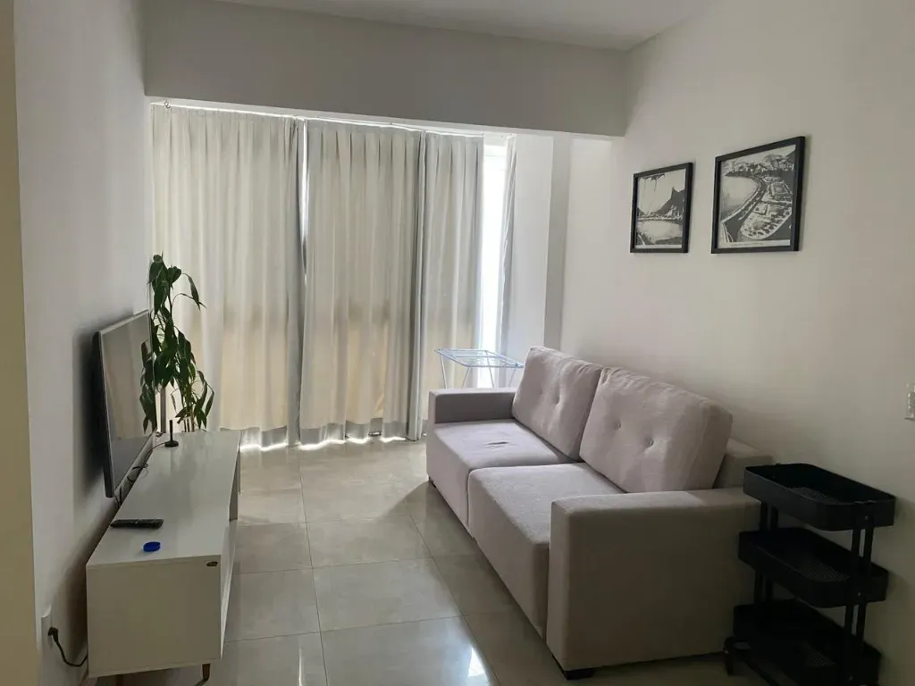 Apartamento mobiliado com 2 suítes e 2 vagas de garagem em Morretes, Itapema/SC