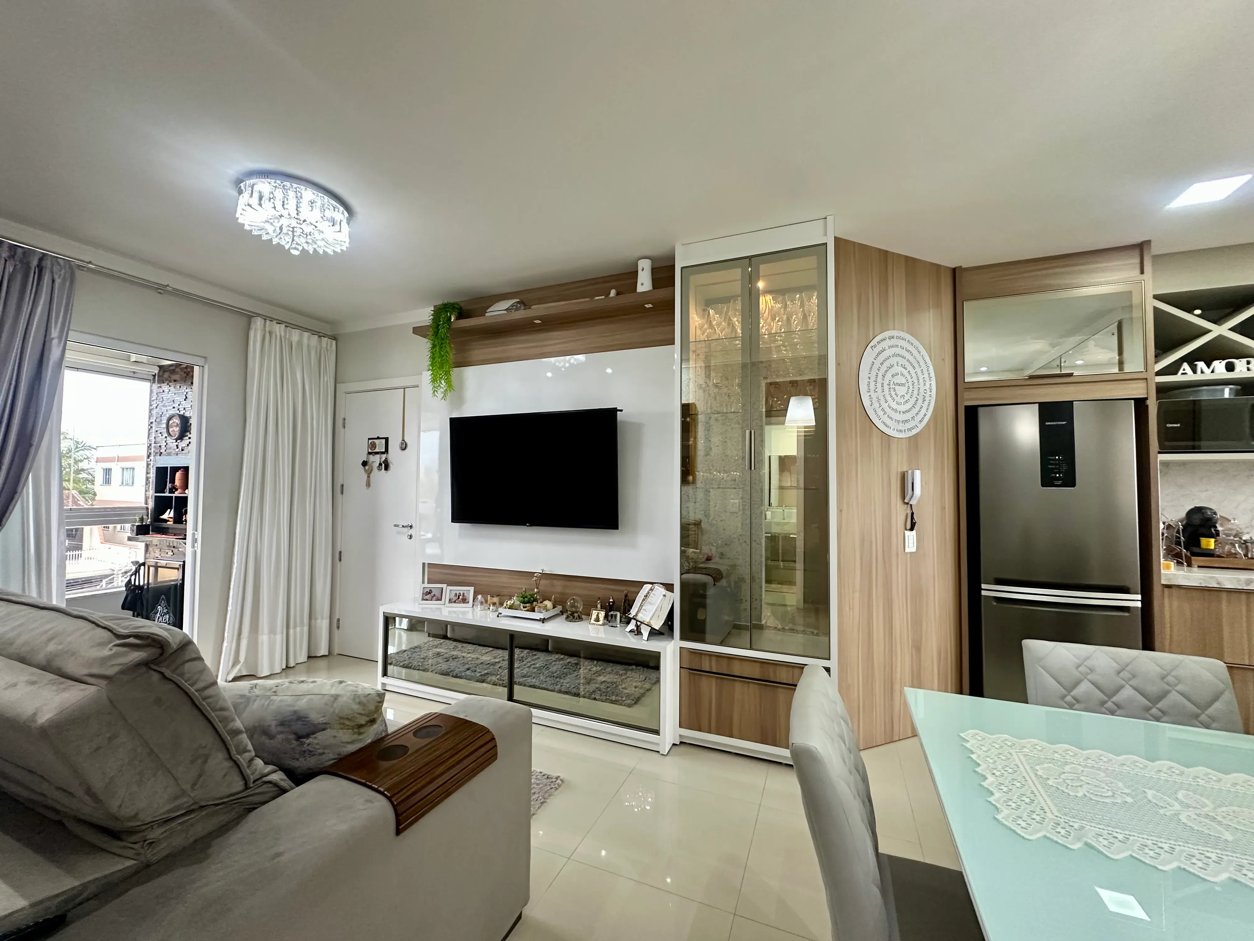 Apartamento com 2 dormitórios sendo 1 suíte e 1 vaga em Gravatá Navegantes/SC