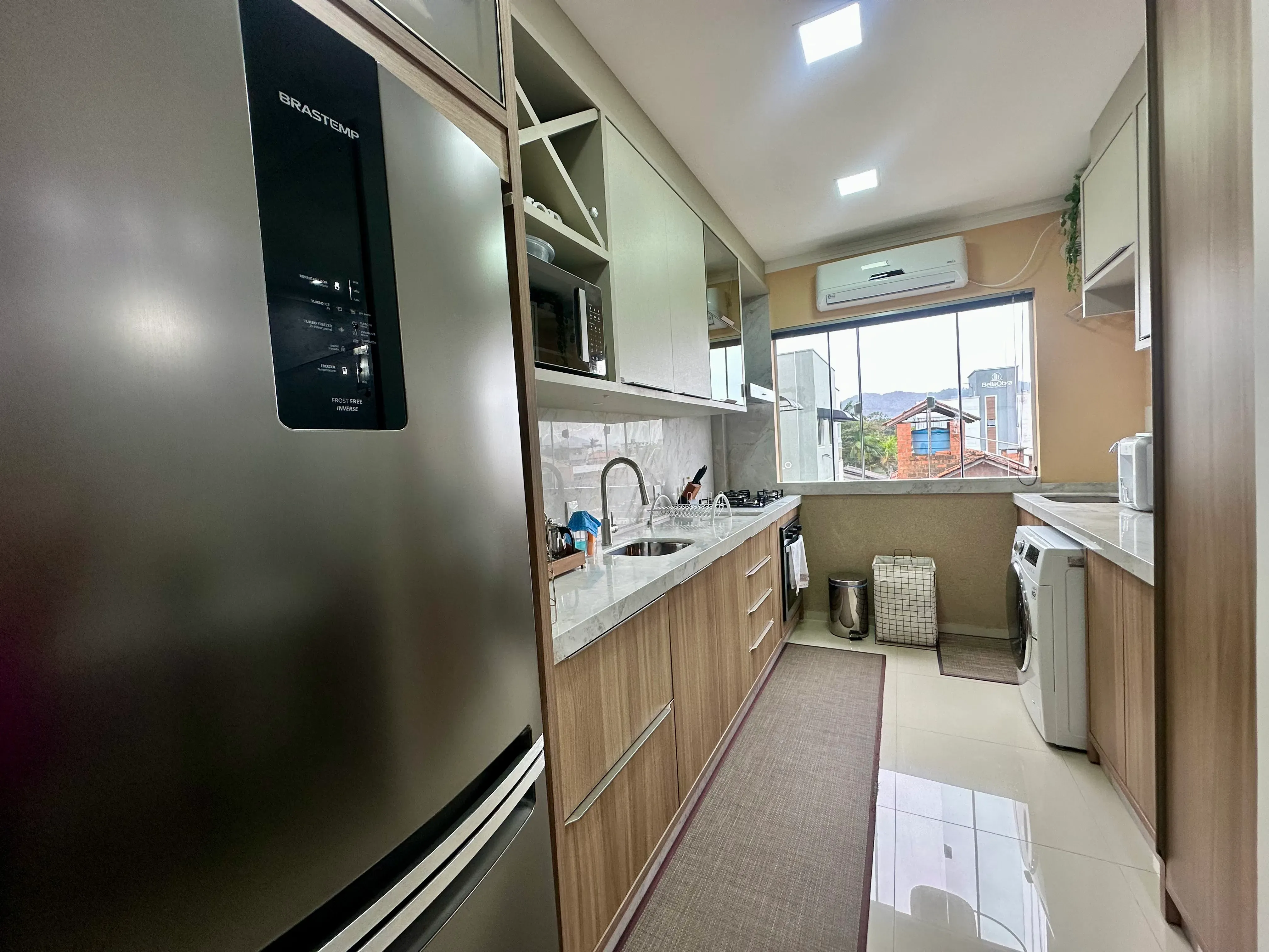 Apartamento com 2 dormitórios sendo 1 suíte e 1 vaga em Gravatá Navegantes/SC