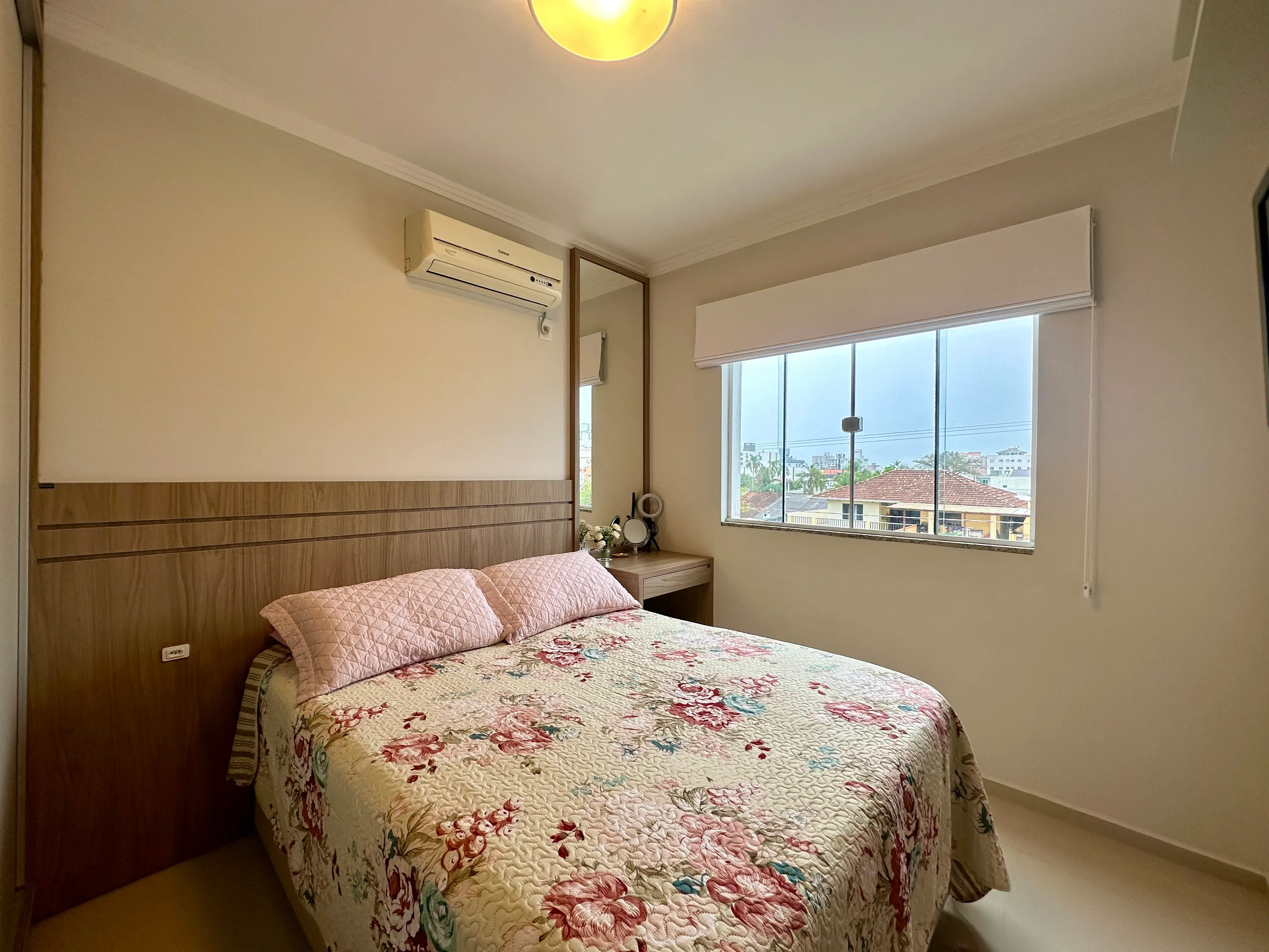 Apartamento com 2 dormitórios sendo 1 suíte e 1 vaga em Gravatá Navegantes/SC