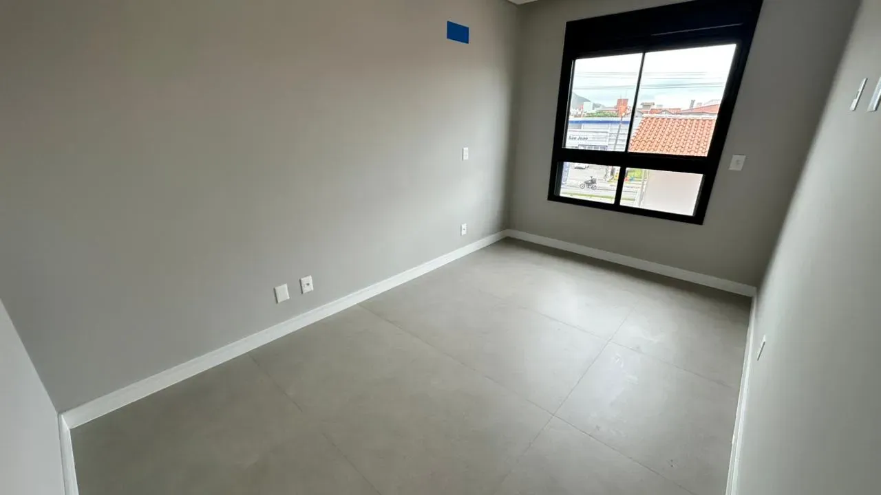 Apartamento 2 dormitórios sendo 1 suíte 1 vaga garagem - Ingleses do Rio Vermelho/SC