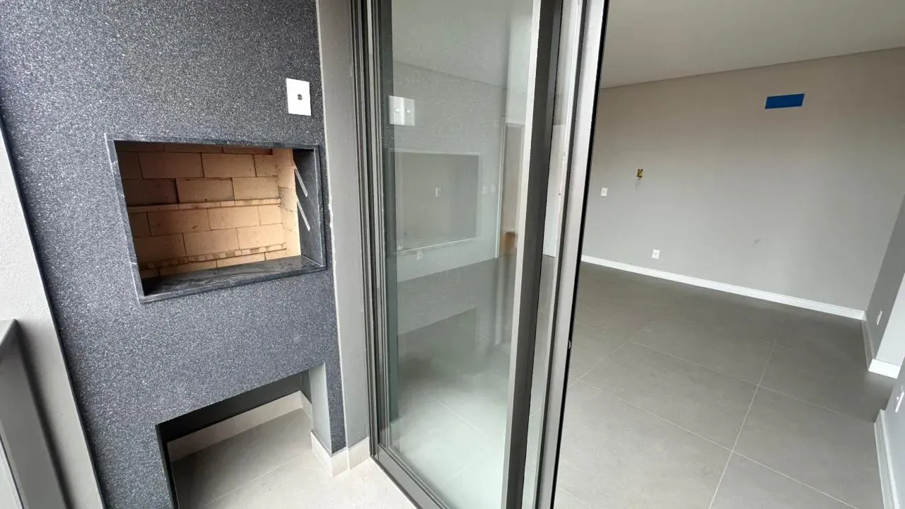 Apartamento 2 dormitórios sendo 1 suíte 1 vaga garagem - Ingleses do Rio Vermelho/SC