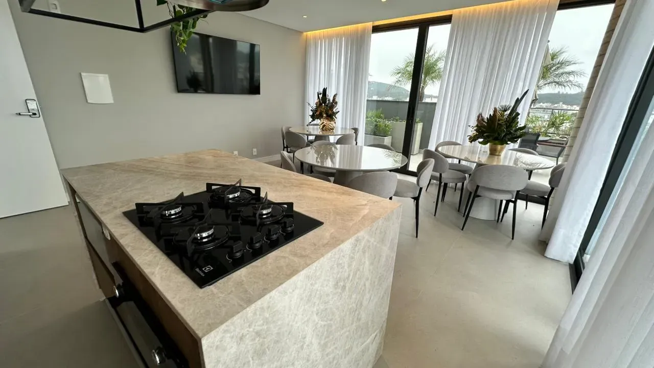 Apartamento 2 dormitórios sendo 1 suíte 1 vaga garagem - Ingleses do Rio Vermelho/SC