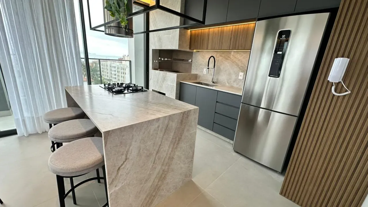 Apartamento 2 dormitórios sendo 1 suíte 1 vaga garagem - Ingleses do Rio Vermelho/SC