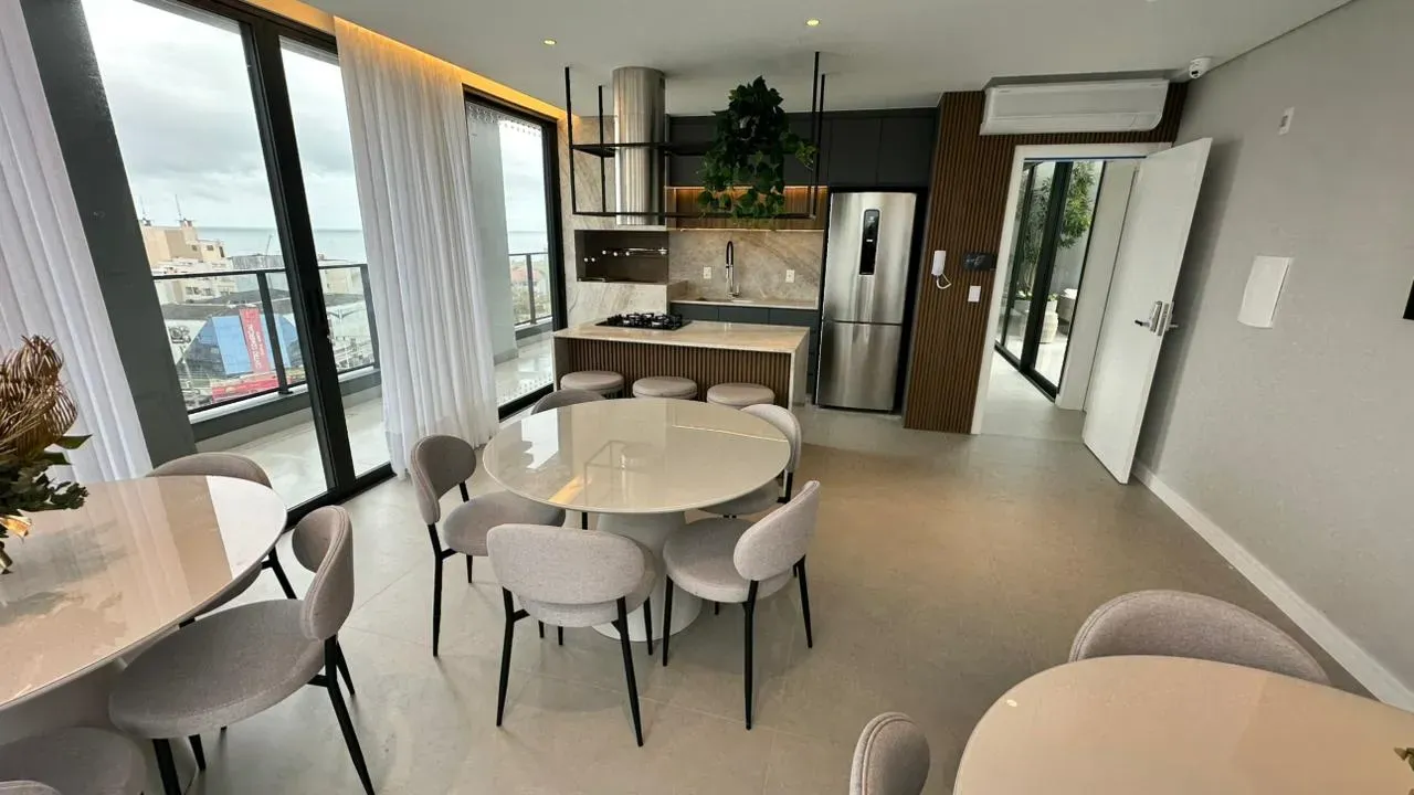 Apartamento 2 dormitórios sendo 1 suíte 1 vaga garagem - Ingleses do Rio Vermelho/SC