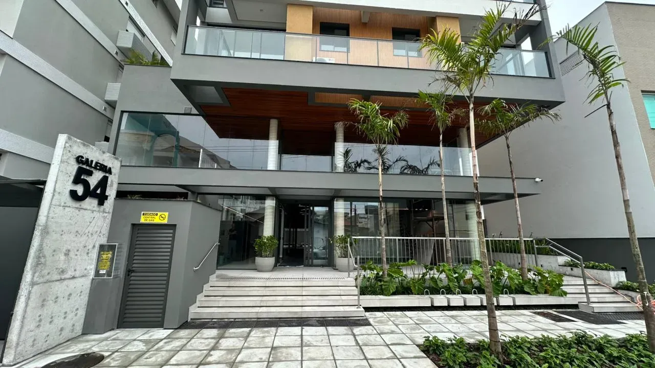 Apartamento 2 dormitórios sendo 1 suíte 1 vaga garagem - Ingleses do Rio Vermelho/SC