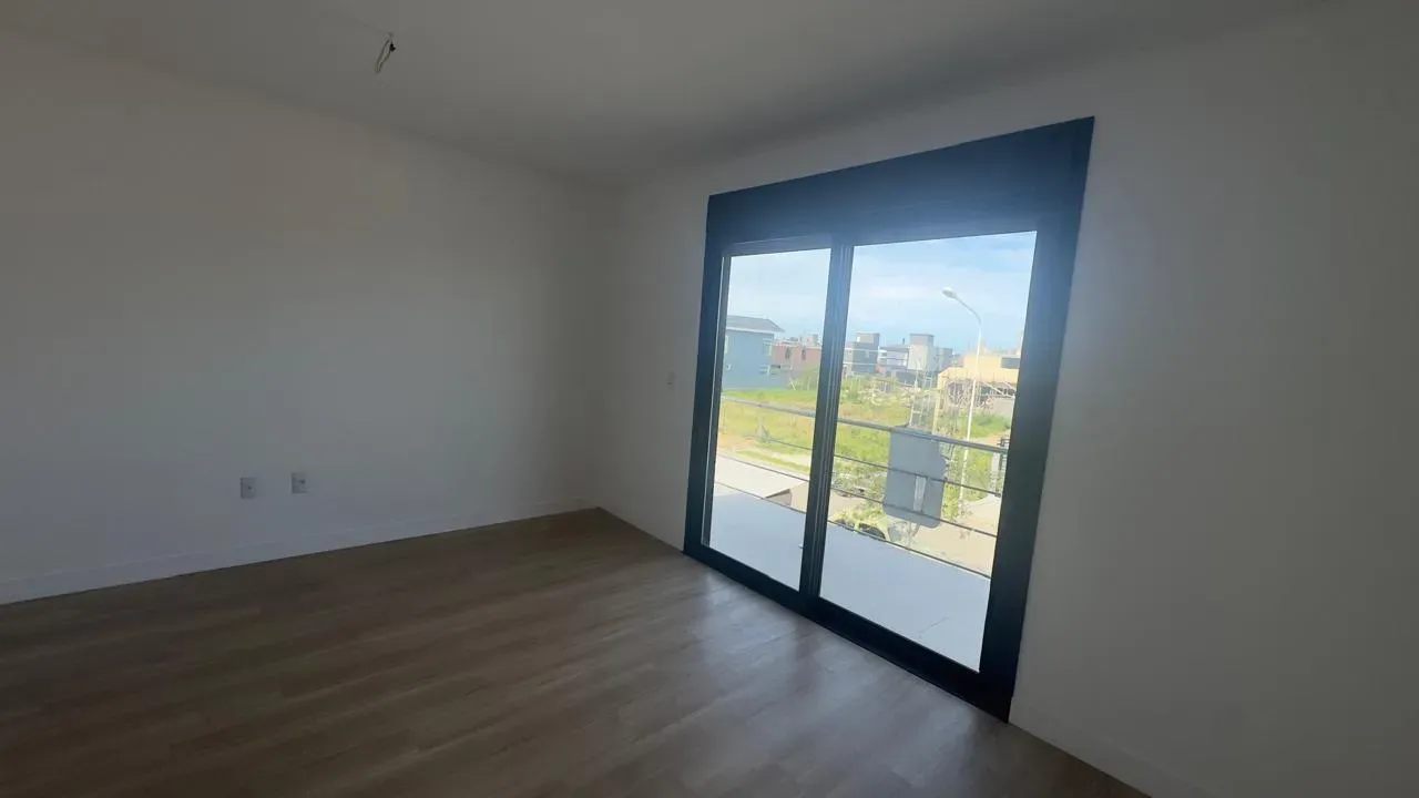 Casa com 3 suítes e 1 vaga garagem - Campeche | Florianópolis/SC