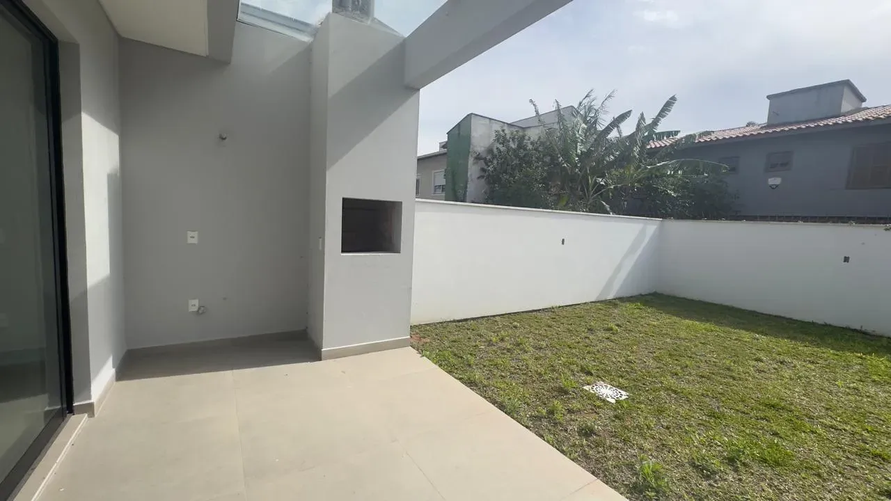 Casa com 3 suítes e 1 vaga garagem - Campeche | Florianópolis/SC