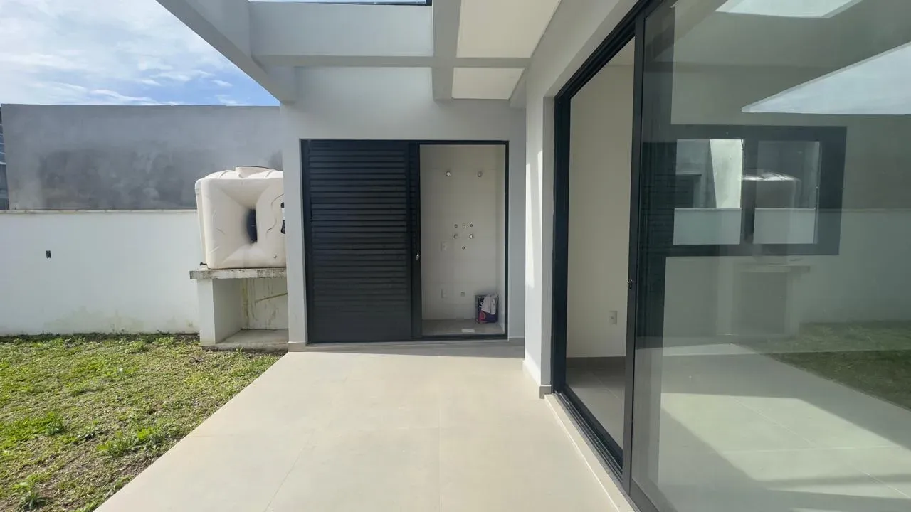 Casa com 3 suítes e 1 vaga garagem - Campeche | Florianópolis/SC
