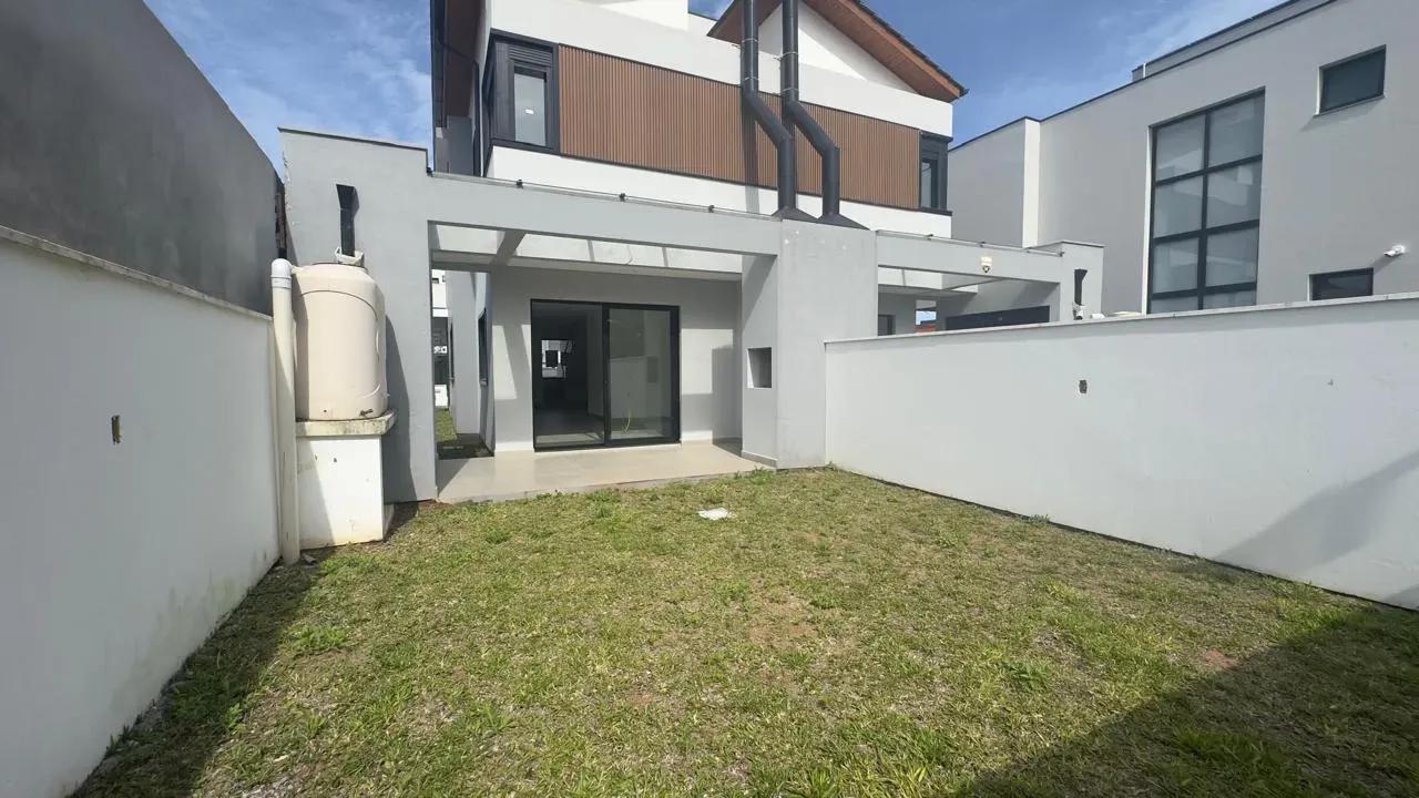 Casa com 3 suítes e 1 vaga garagem - Campeche | Florianópolis/SC