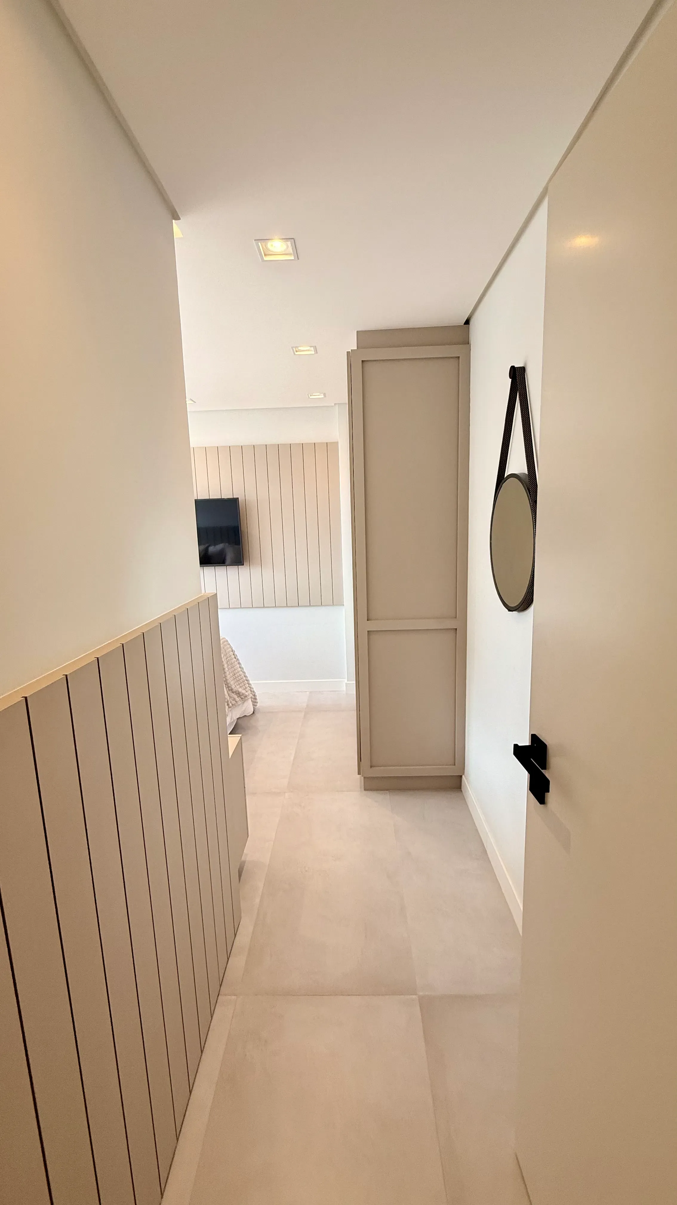 Apartamento 3 dormitórios sendo 1 suíte e vaga de garagem dupla - Kobrasol, São José/SC