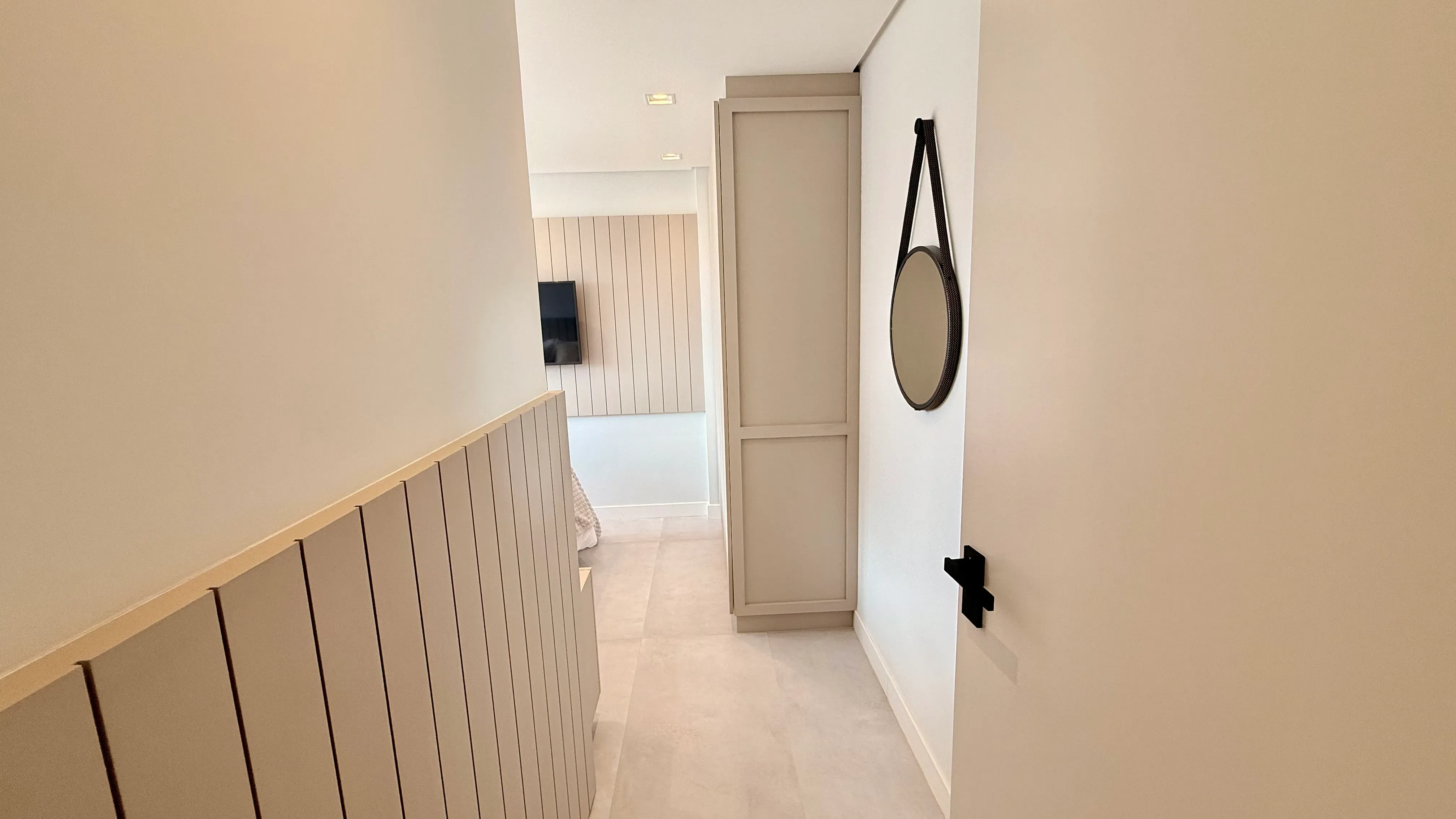 Apartamento 3 dormitórios sendo 1 suíte e vaga de garagem dupla - Kobrasol, São José/SC