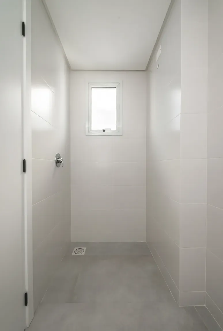 Apartamento 2 dormitórios sendo 1 suíte, com 1 vaga de garagem - Kobrasol em São José/SC