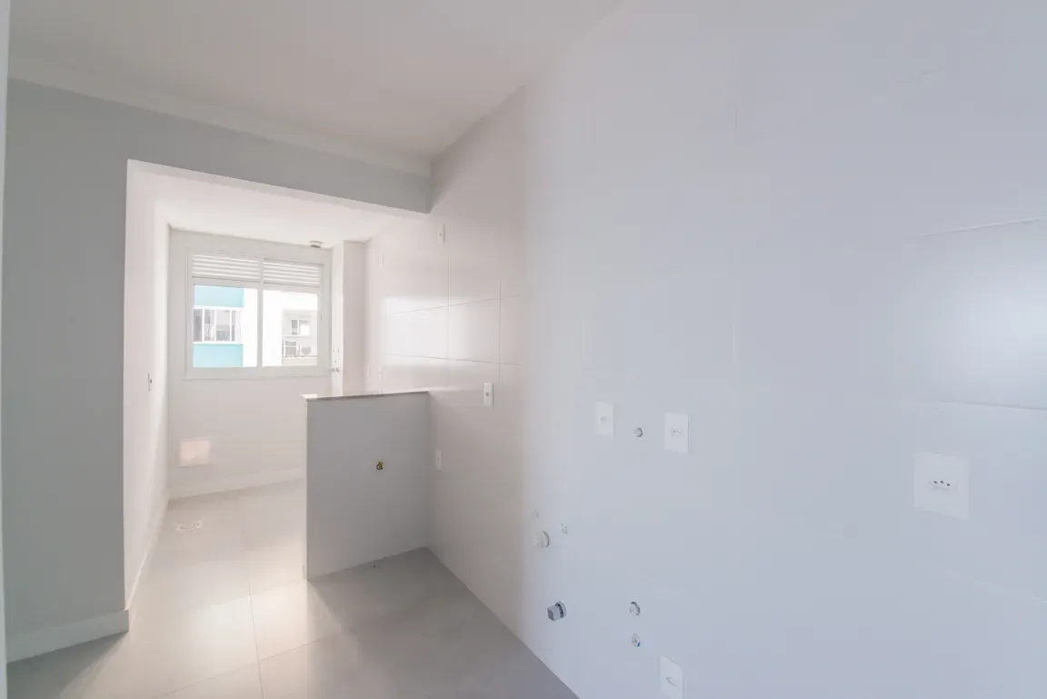Apartamento 3 dormitórios sendo 1 suíte, com 1 vaga de garagem - Kobrasol, São José/SC