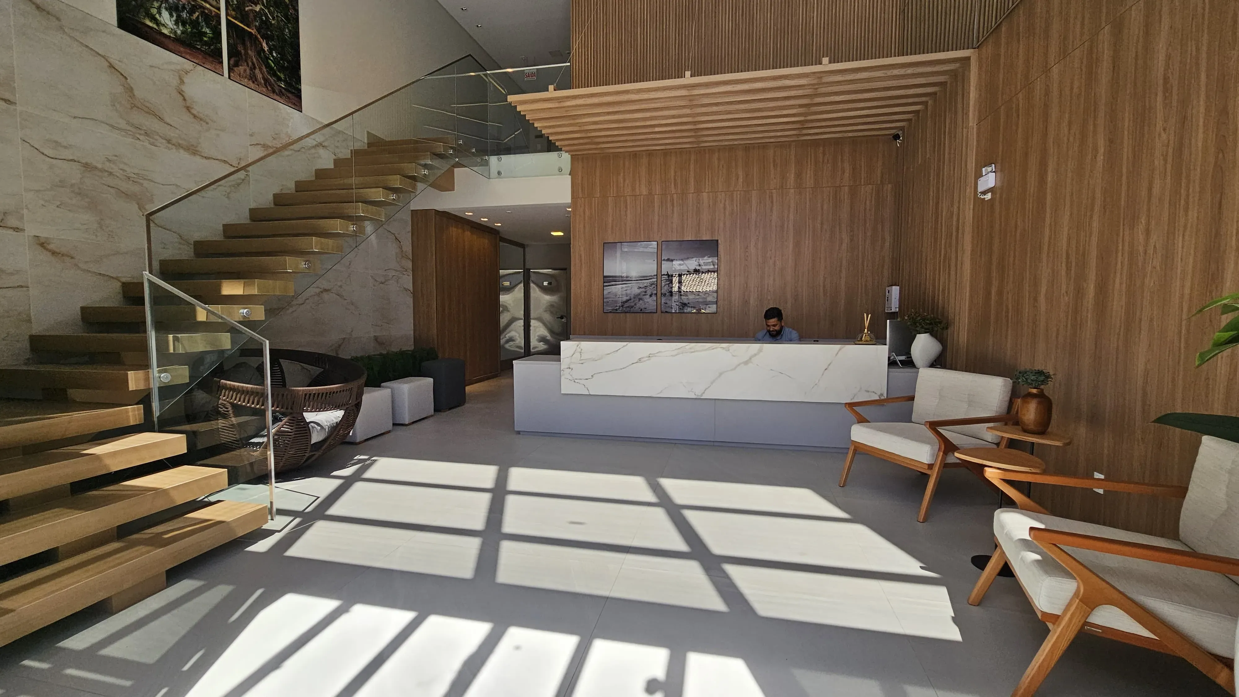 Apartamento 4 dormitórios sendo 2 suítes e 1 vaga de garagem - Floresta, São José/SC