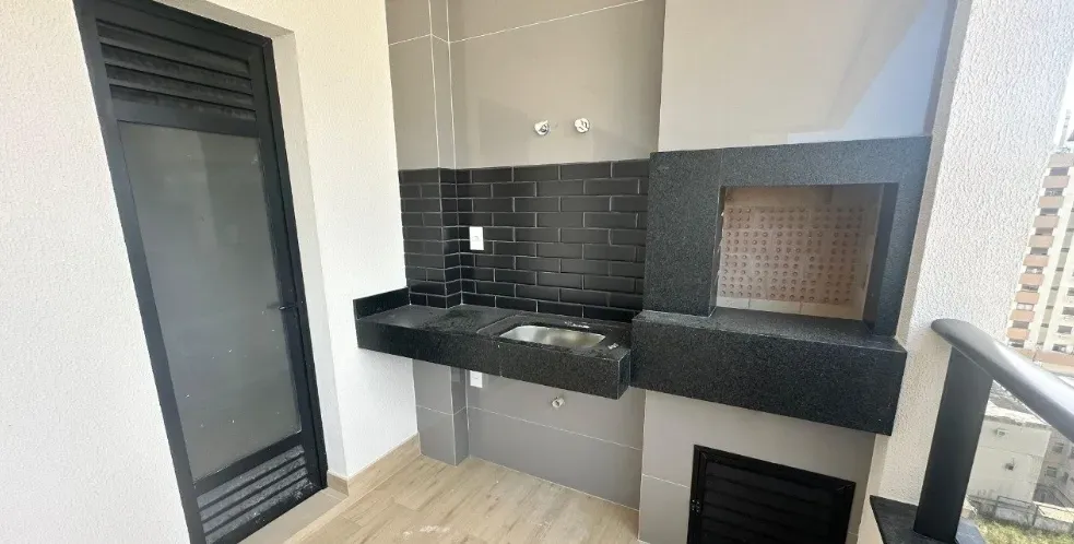 Apartamento 4 dormitórios sendo 2 suítes e 1 vaga de garagem - Floresta, São José/SC
