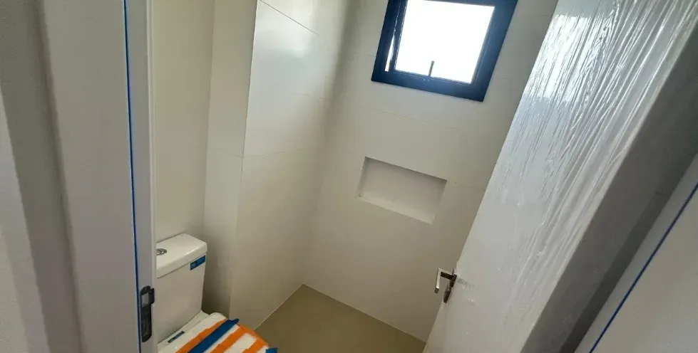 Apartamento 4 dormitórios sendo 2 suítes e 1 vaga de garagem - Floresta, São José/SC