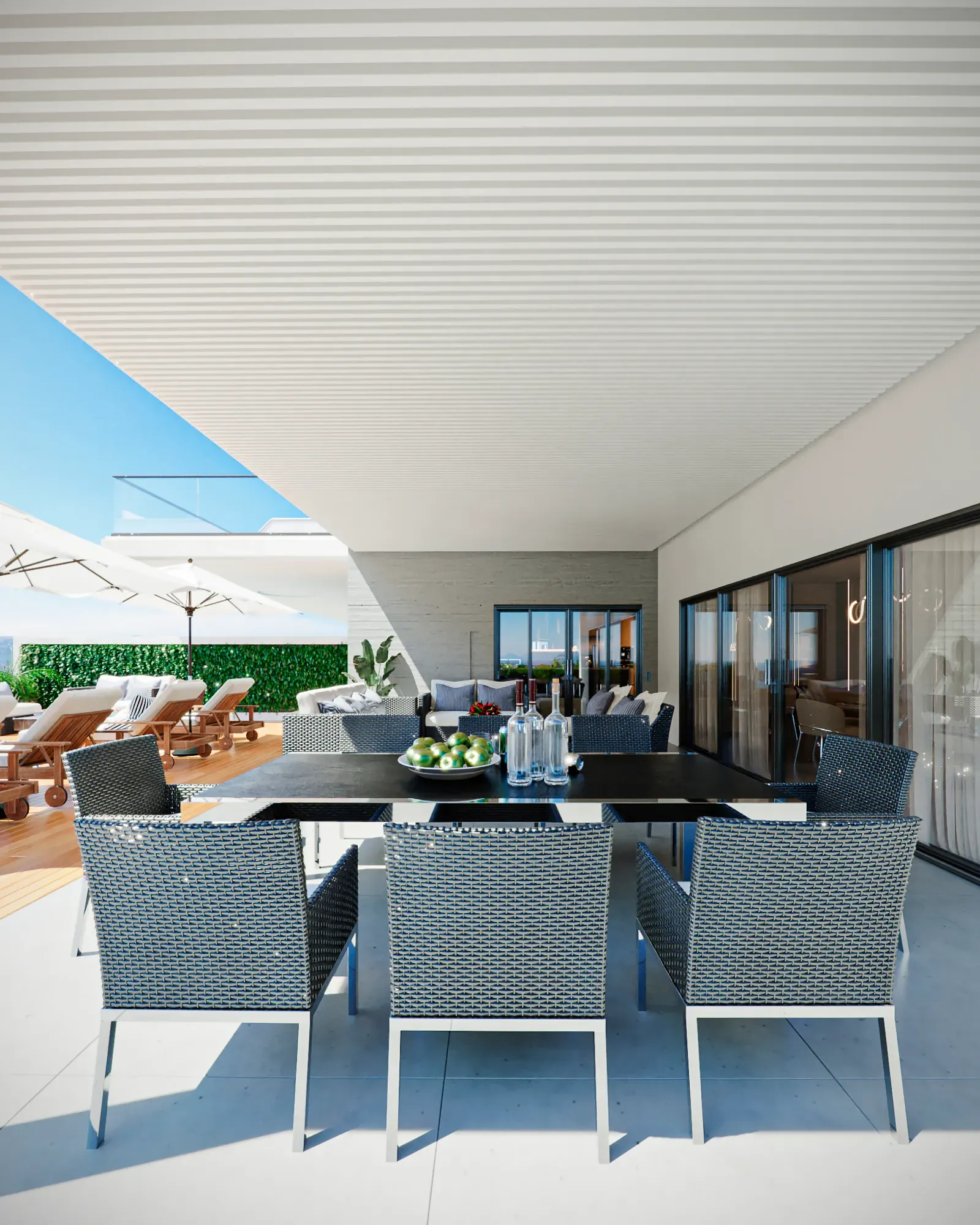 Apartamento na planta com 2 dormitórios sendo 1 suíte e 1 vaga de garagem - Barreiros em São José/SC