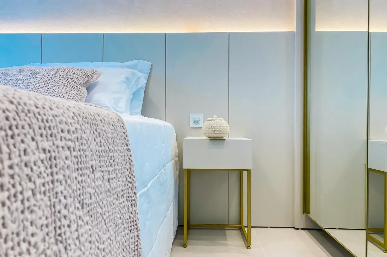 Apartamento mobiliado com 3 dormitórios sendo 2 suítes a 350m da Praia | Gov Celso Ramos/SC