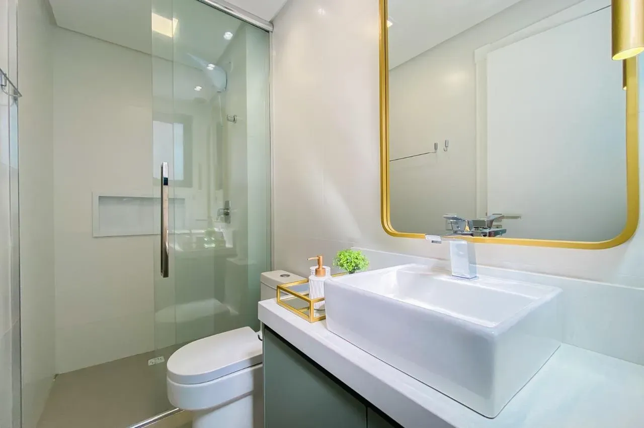 Apartamento mobiliado com 3 dormitórios sendo 2 suítes a 350m da Praia | Gov Celso Ramos/SC