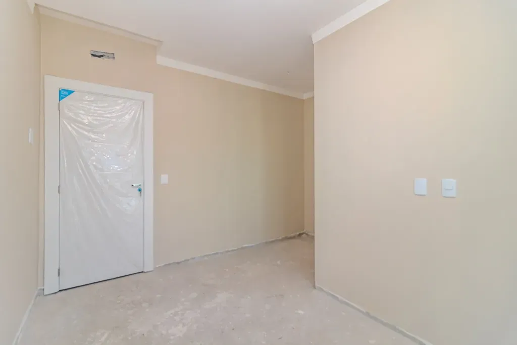 Sobrado novo com 2 suítes e 1 vaga de garagem, Sertão do Trombudo em Itapema/SC