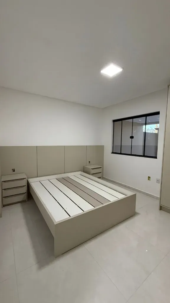 Casa nova mobiliada com 2 suítes e 2 vagas + Sala Comercial no Bairro Morretes, Itapema/SC