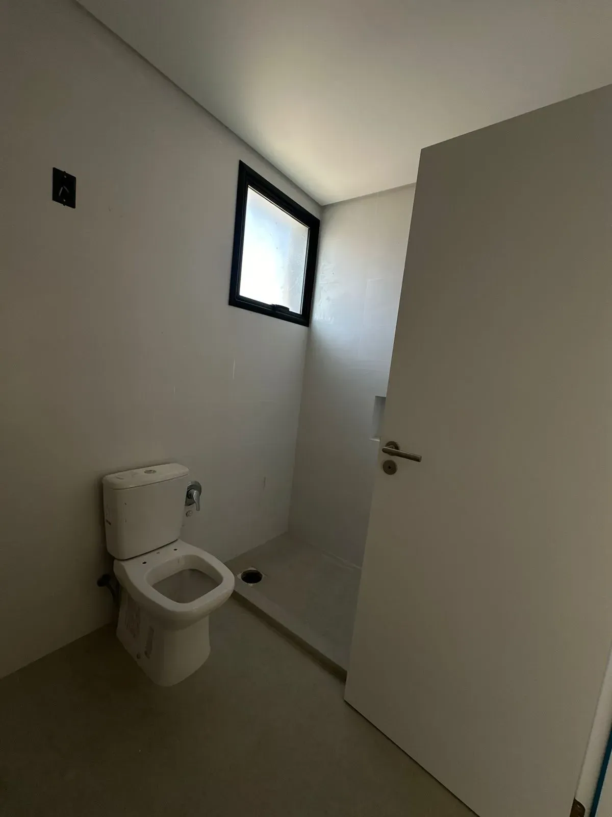 Apartamento 3 dormitórios sendo 1 suíte e 2 vagas garagem - Centro de Florianópolis/SC