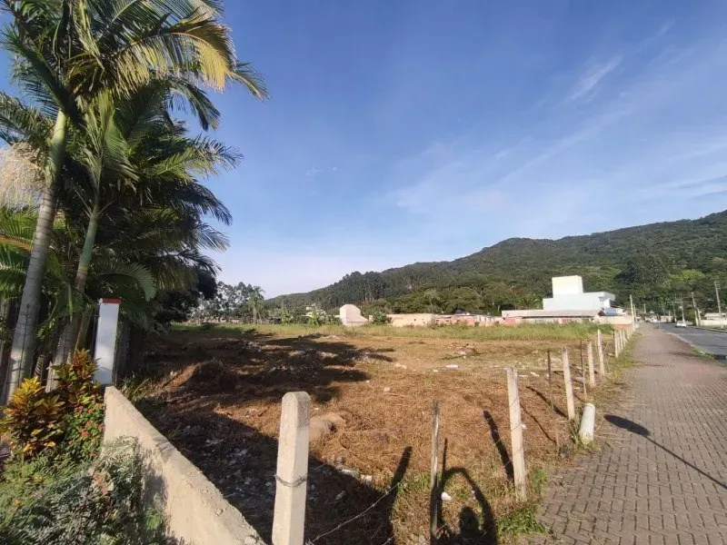 Terreno a venda com área de 5.010,36m² no Bairro Pedreiras — Navegantes/SC