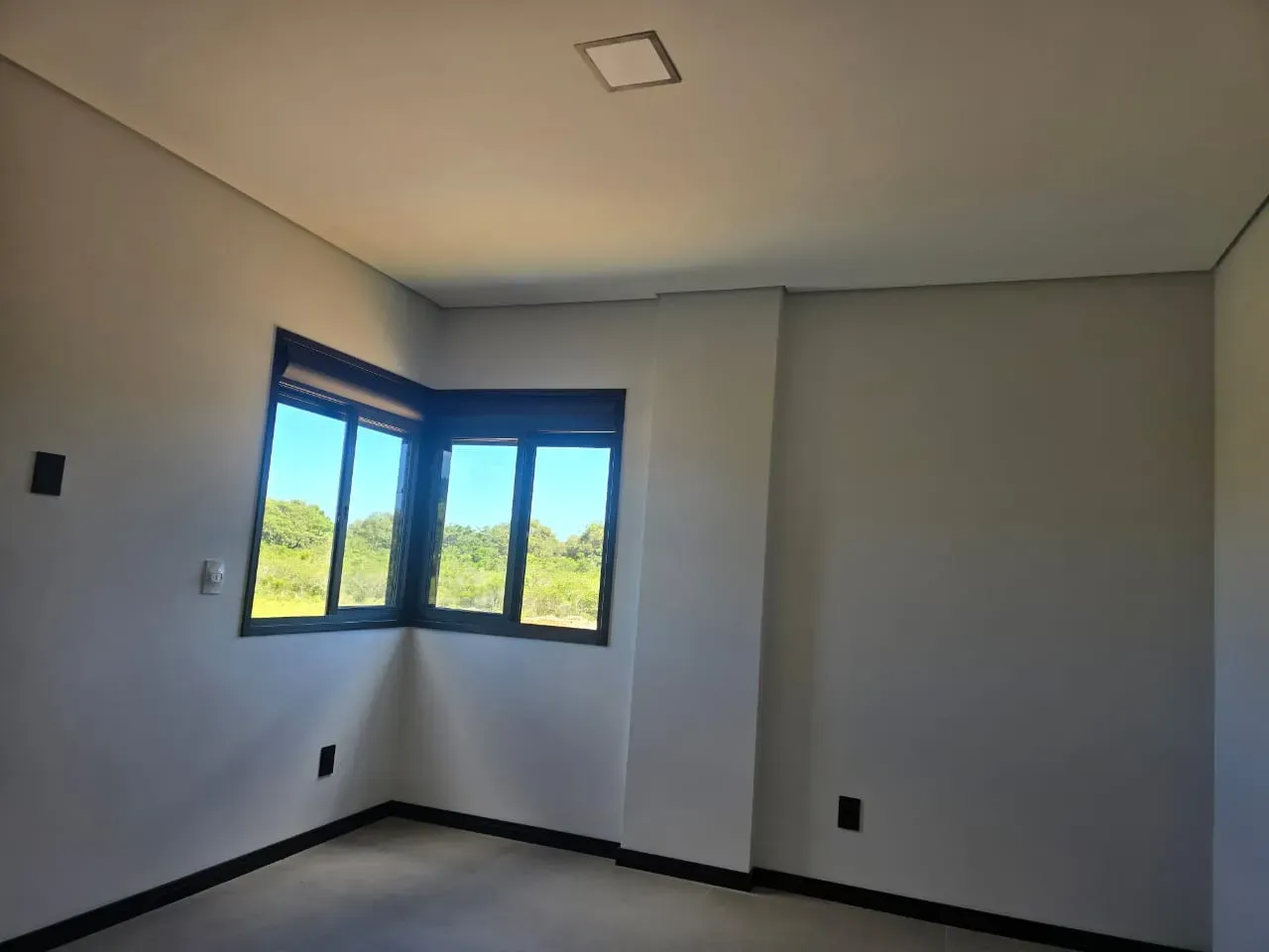 Casa com 3 suítes e 1 vaga – Real Parque | Florianópolis/SC