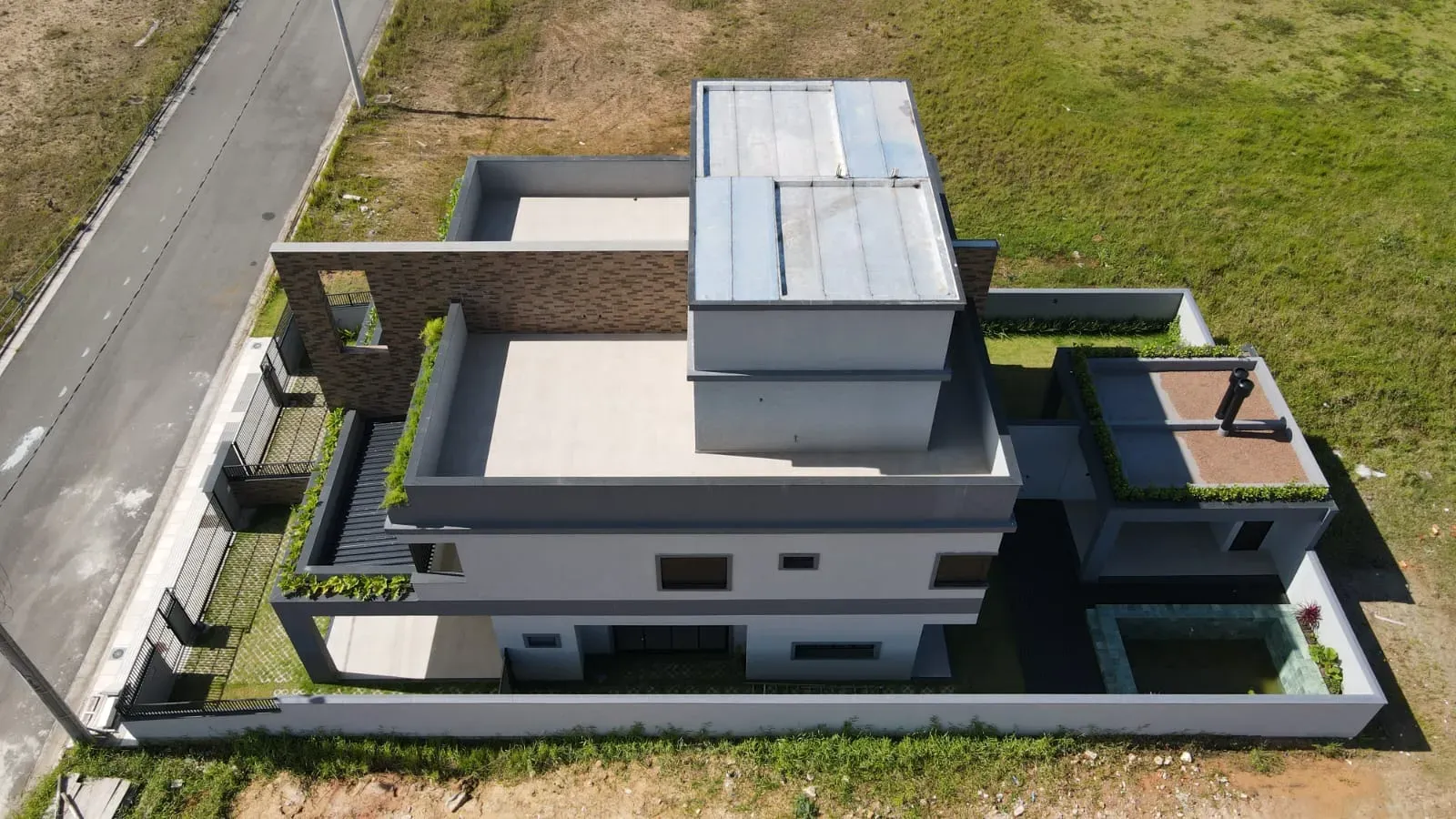 Casa com 3 suítes e 1 vaga – Real Parque | Florianópolis/SC