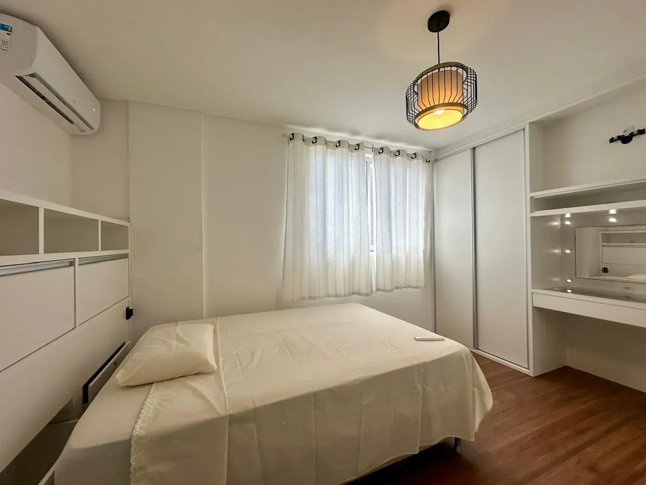 Apartamento com 2 dormitórios sendo 1 suíte 1 vaga, a 300 metros da praia de Gravatá, Navegantes/SC