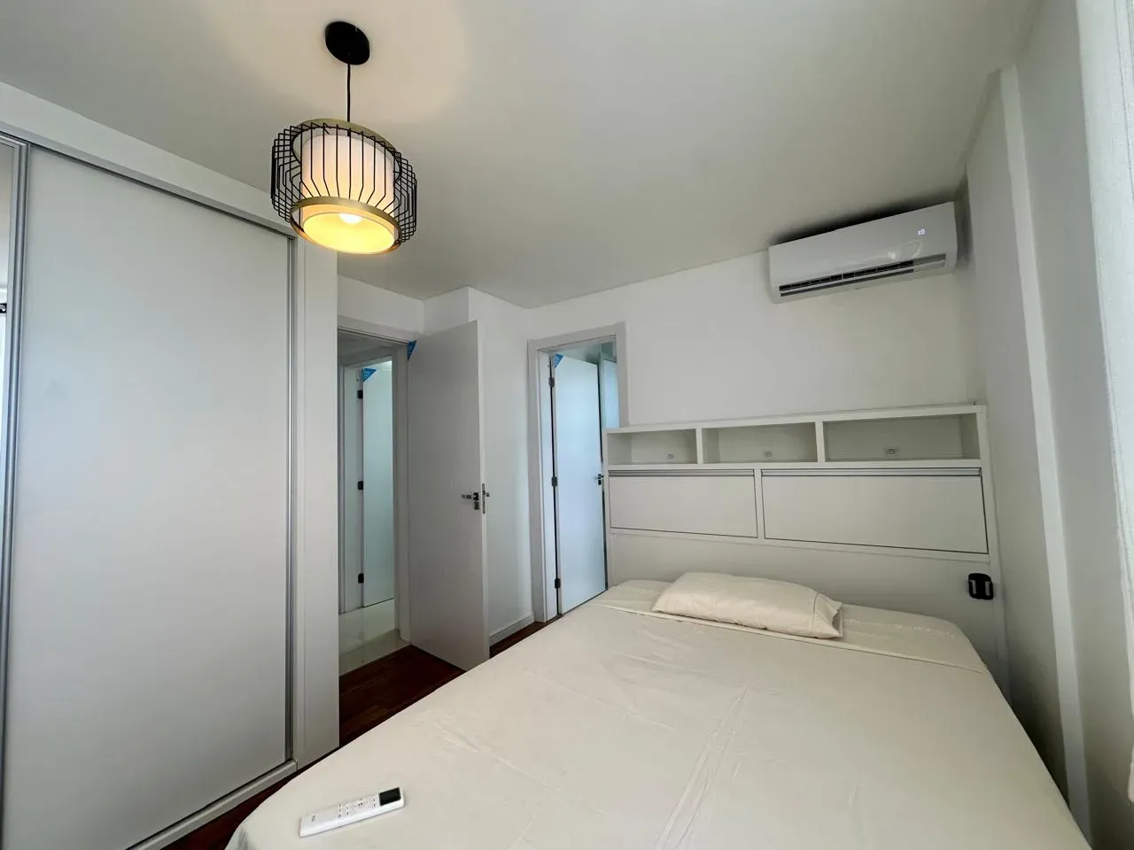 Apartamento com 2 dormitórios sendo 1 suíte 1 vaga, a 300 metros da praia de Gravatá, Navegantes/SC