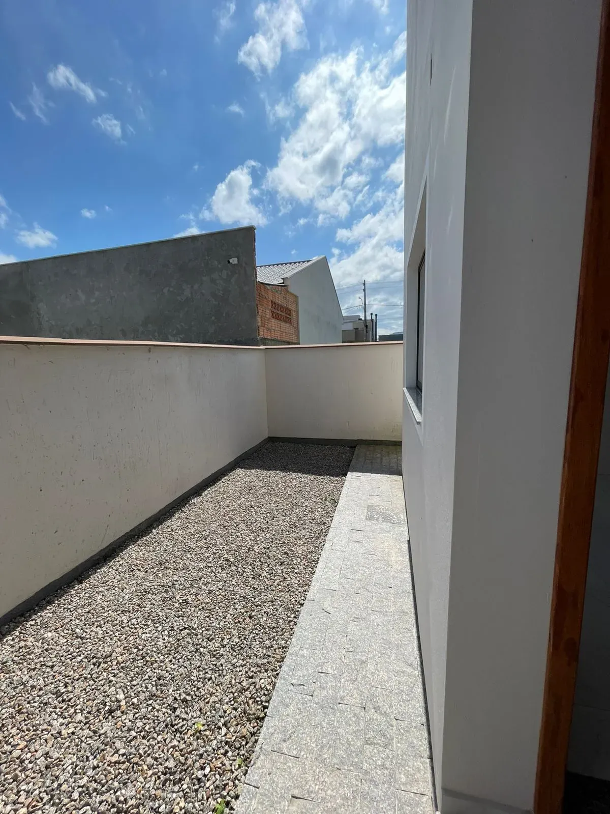 Sobrado com 2 suítes e 2 vagas de garagem – Loteamento Bela Vista | Palhoça/SC