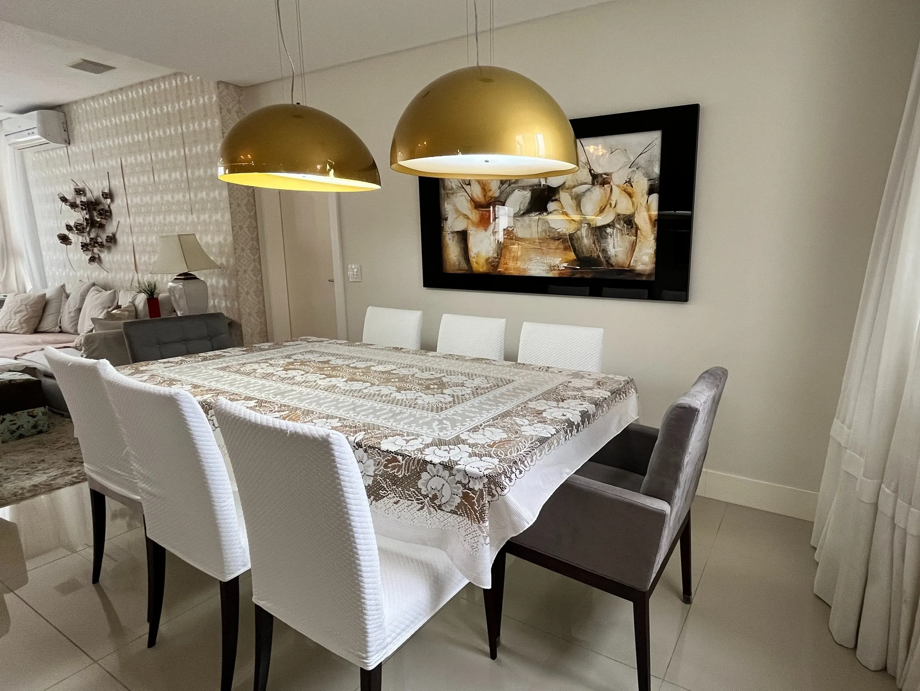 Apartamento alto padrão de 4 dormitórios proximo a Av. Central em BC