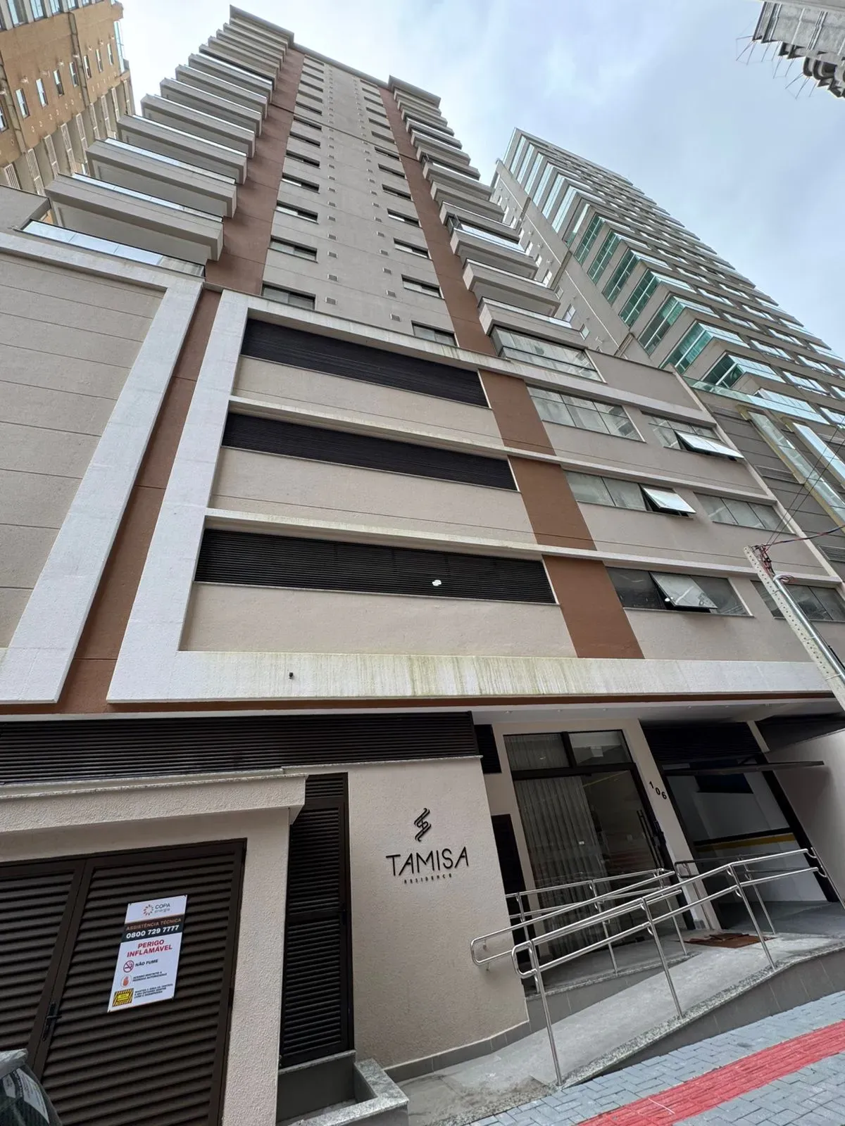 Apartamento com 2 dormitórios sendo 1 suíte e 1 vaga em Morretes – Itapema/SC