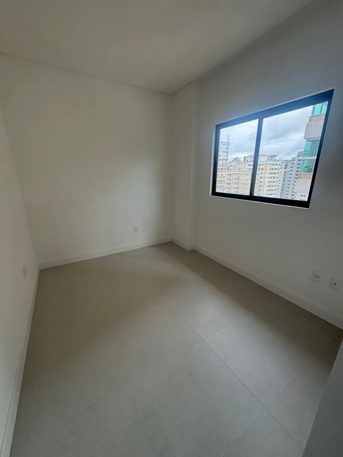 Apartamento com 2 dormitórios sendo 1 suíte e 1 vaga em Morretes – Itapema/SC