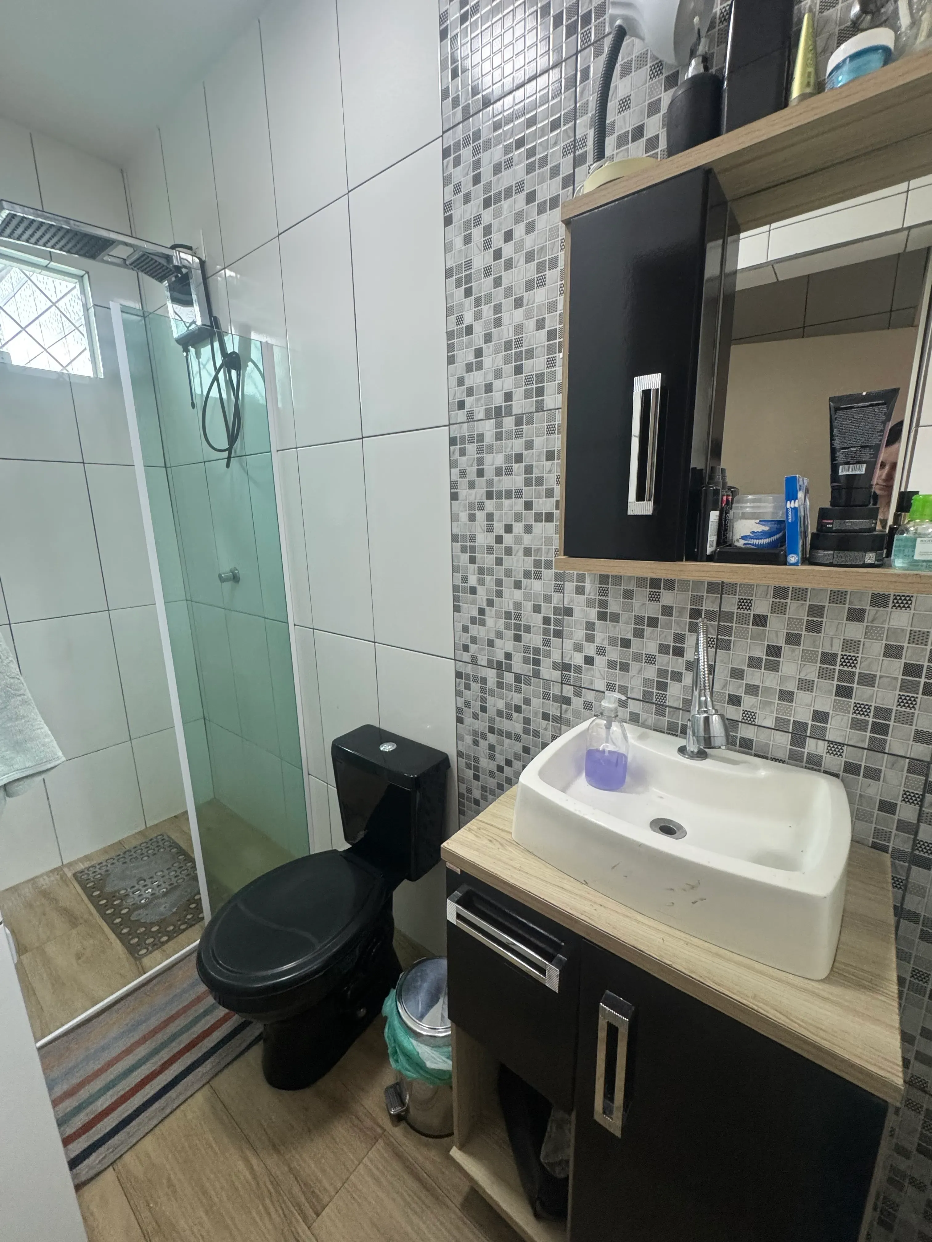 Casa ampla com piscina, 5 dormitórios sendo 2 suítes no bairro São Vicente em Itajaí/SC