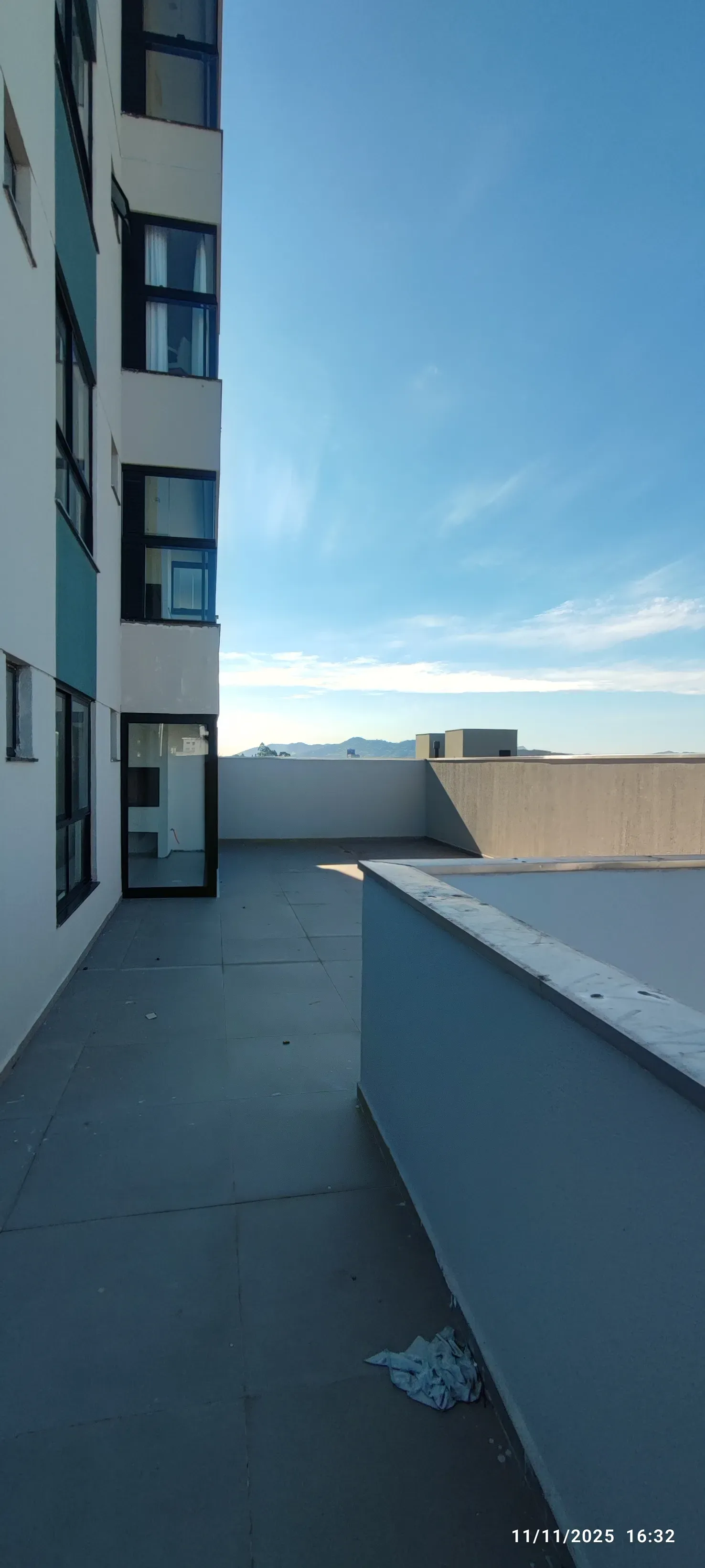 Apartamento diferenciado com 2 dormitórios sendo 1 suíte e 1 vaga, Bairro Dom Bosco | Itajaí/SC