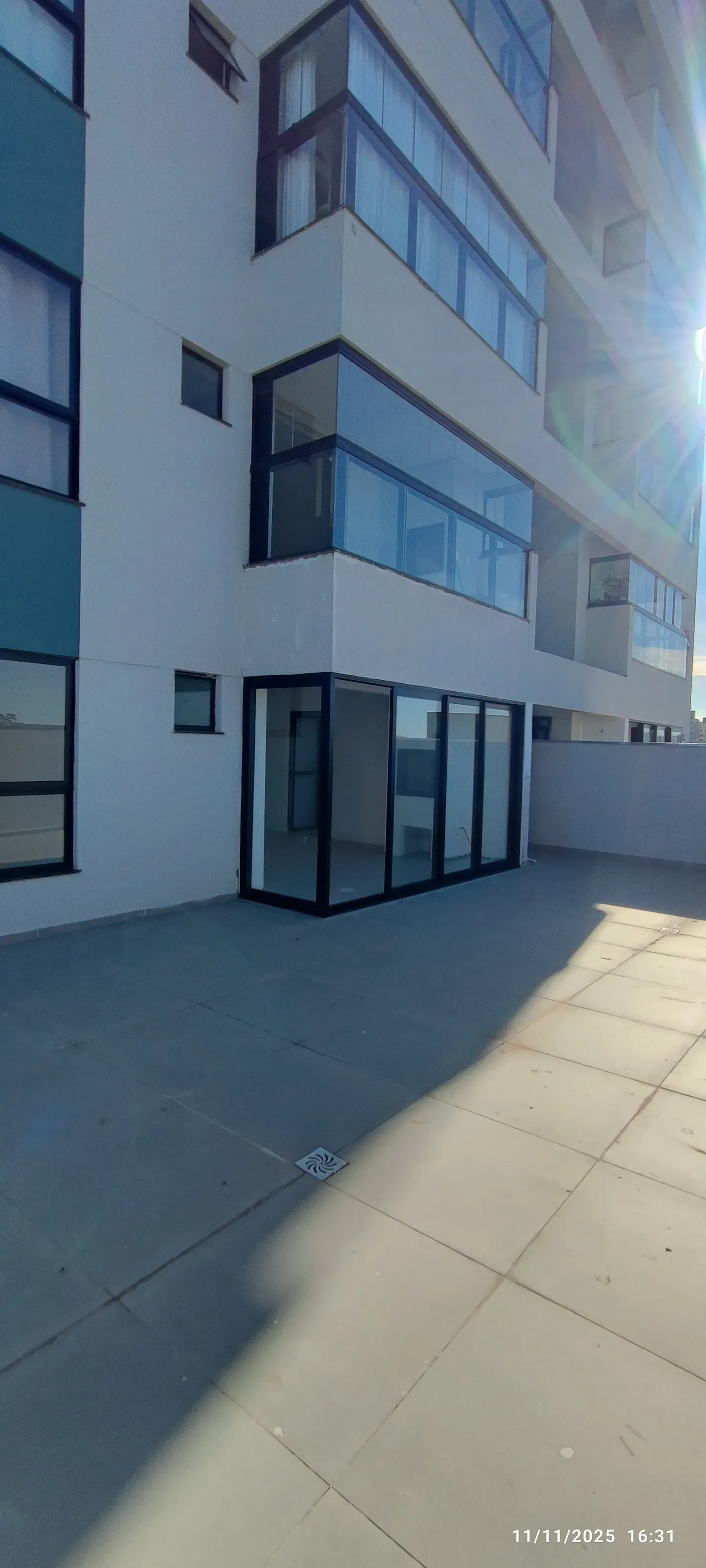 Apartamento diferenciado com 2 dormitórios sendo 1 suíte e 1 vaga, Bairro Dom Bosco | Itajaí/SC