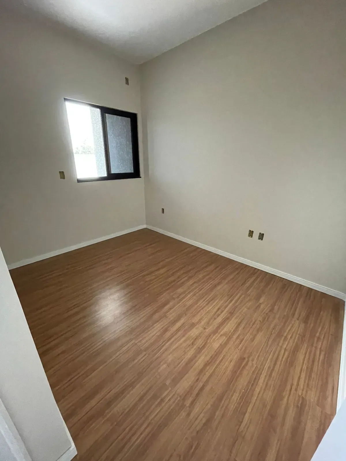 Sobrado com 3 dormitórios e 2 vagas de garagem | Palhoça/SC