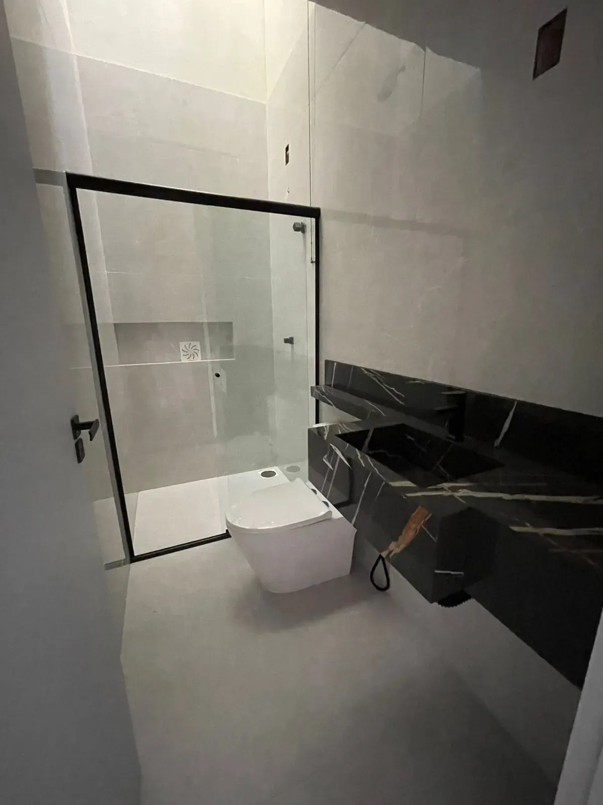 Sobrado com 3 dormitórios e 2 vagas de garagem | Palhoça/SC