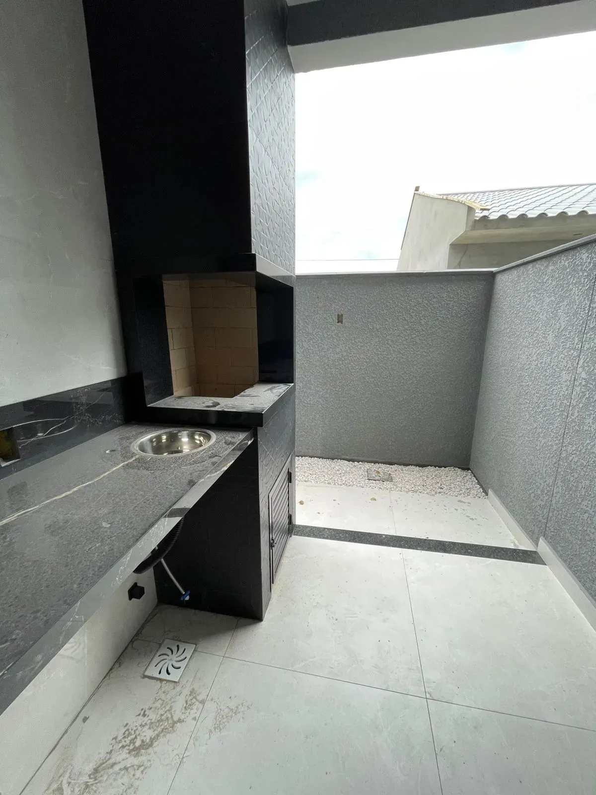 Sobrado com 3 dormitórios e 2 vagas de garagem | Palhoça/SC