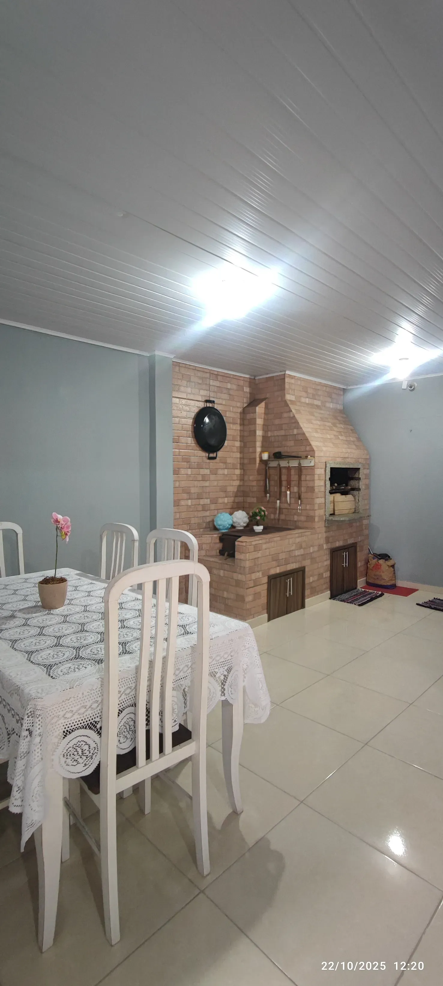 Casa com 2 dormitórios e 1 vaga de garagem no Bairro São Vicente em Itajaí/SC