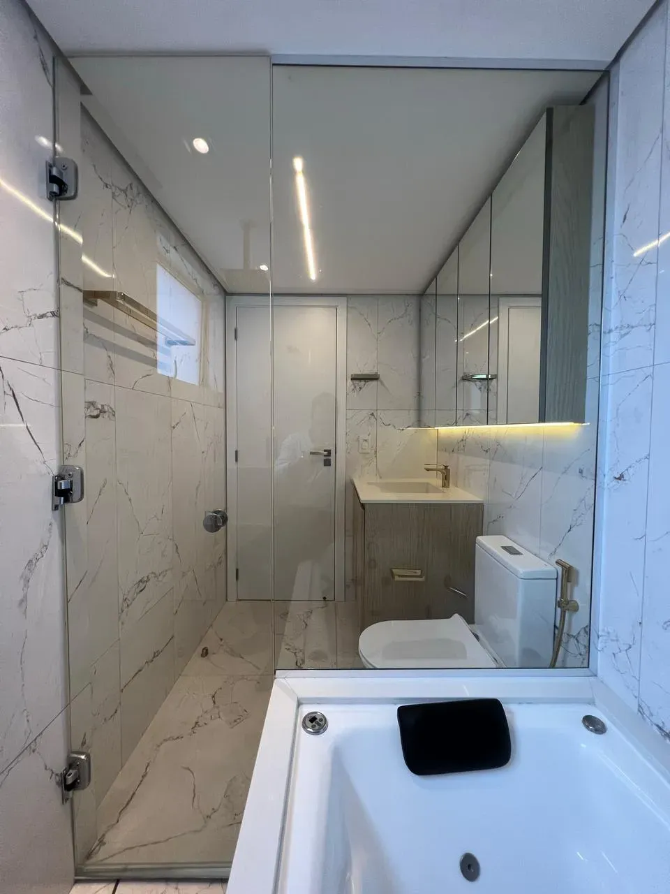 Apartamento com móveis planejados 4 dormitórios sendo 2 suítes e 1 vaga em Itajaí/SC