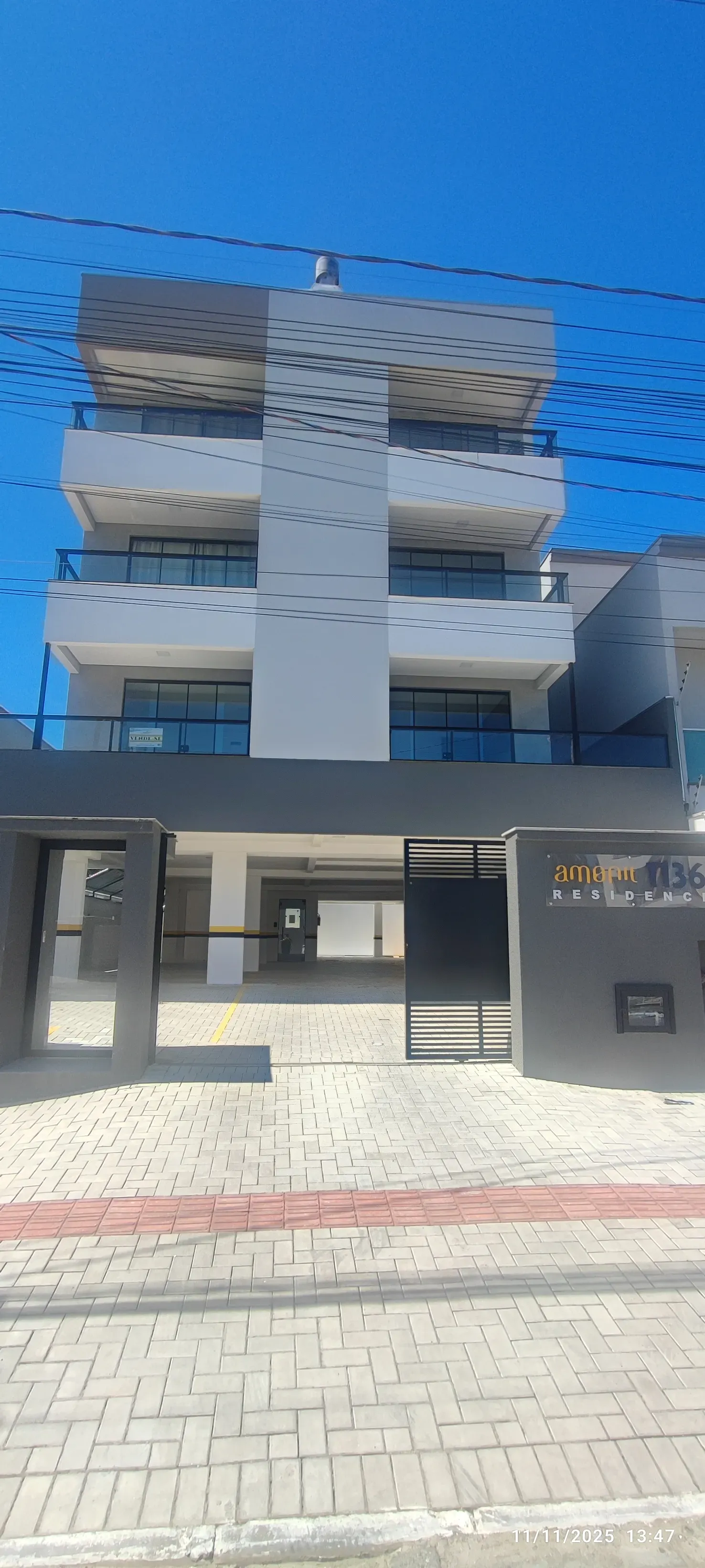 Apartamento com 2 dormitórios sendo 1 suíte e 1 vaga de garagem | Gravatá – Navegantes/SC