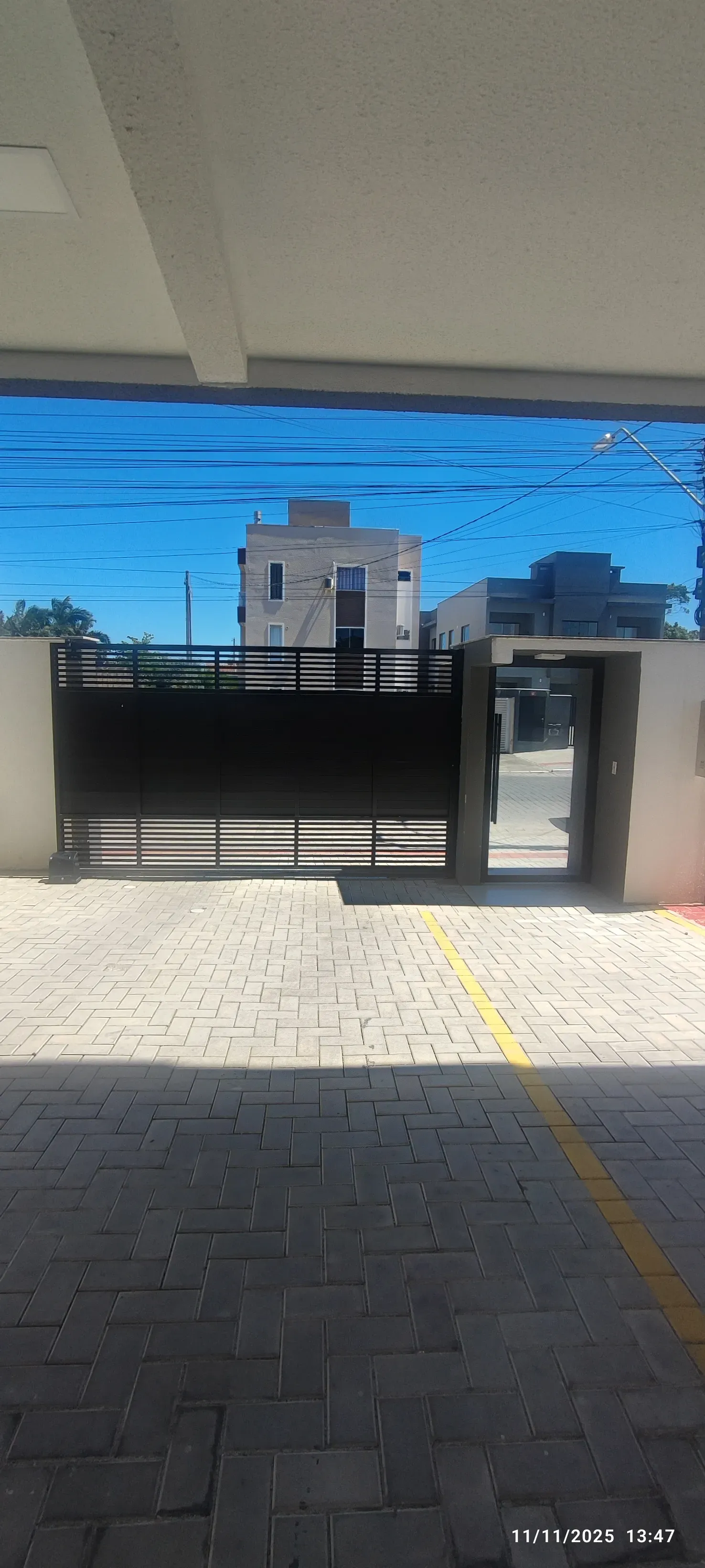 Apartamento com 2 dormitórios sendo 1 suíte e 1 vaga de garagem | Gravatá – Navegantes/SC