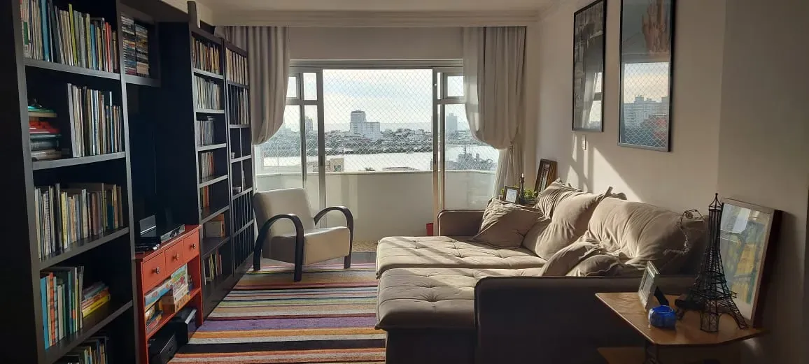 Apartamento com 3 dormitórios sendo 1 suíte e 1 vagas de garagem no Centro de Itajaí/SC