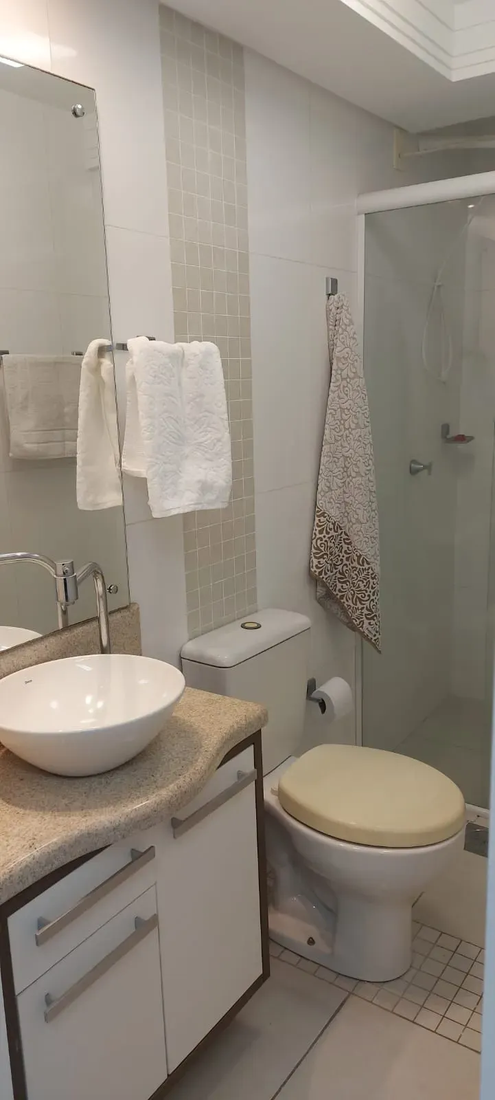 Apartamento com 3 dormitórios sendo 1 suíte e 1 vagas de garagem no Centro de Itajaí/SC