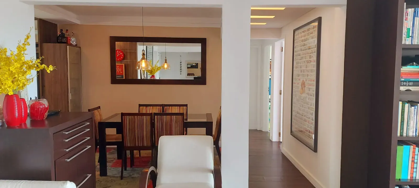 Apartamento com 3 dormitórios sendo 1 suíte e 1 vagas de garagem no Centro de Itajaí/SC