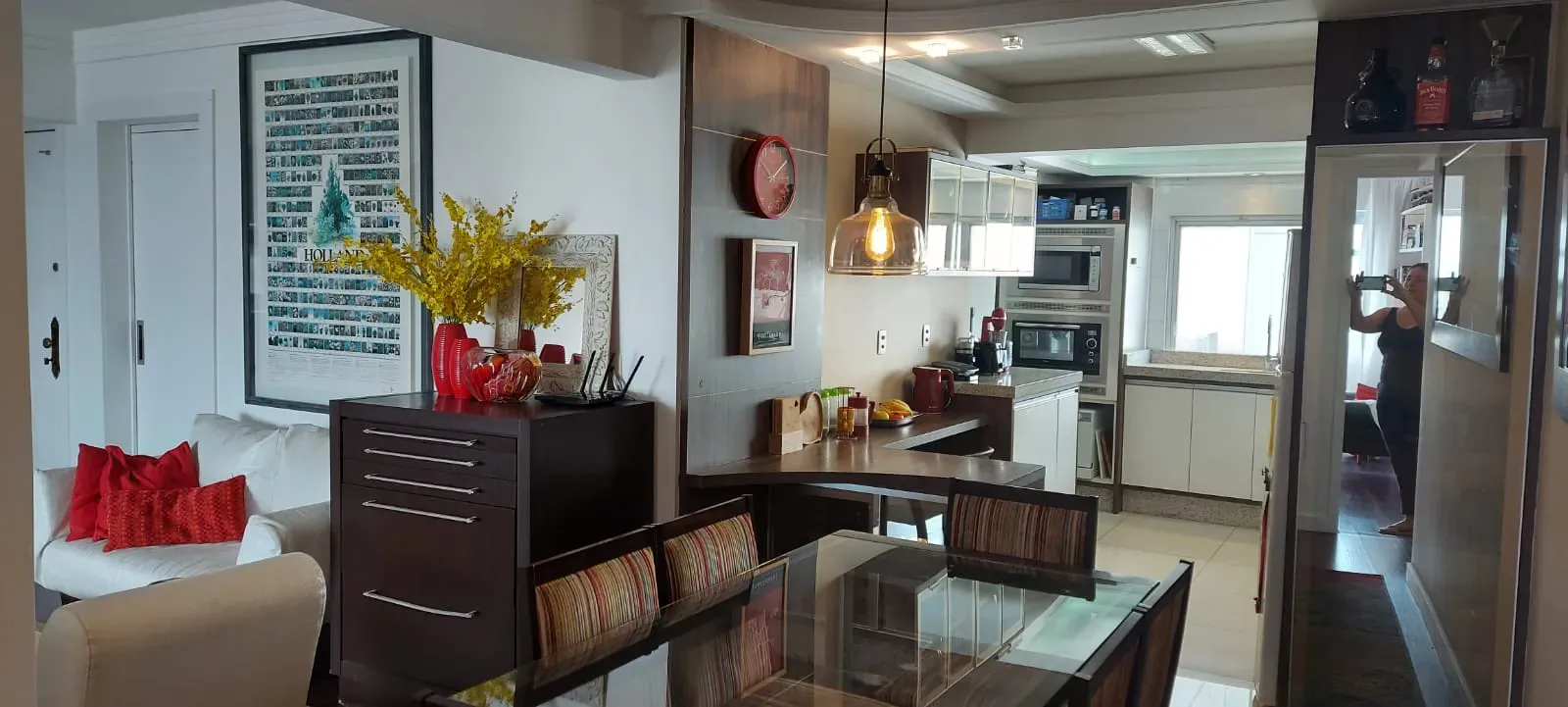 Apartamento com 3 dormitórios sendo 1 suíte e 1 vagas de garagem no Centro de Itajaí/SC